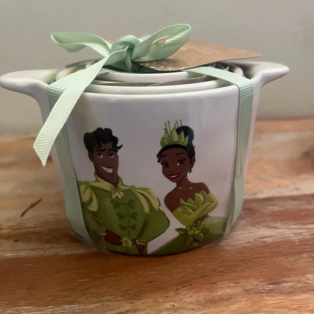 Rae Dunn Disney Princess and The Frog  Tiana measuring cups